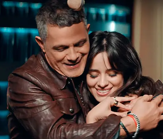 Linda combinacin: Alejandro Sanz y Camila Cabello haciendo Mi Persona Favorita.
